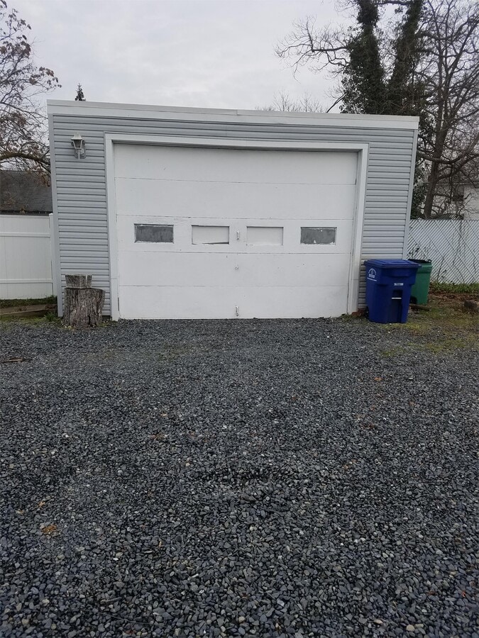 Photo - 711 Bridgeboro St