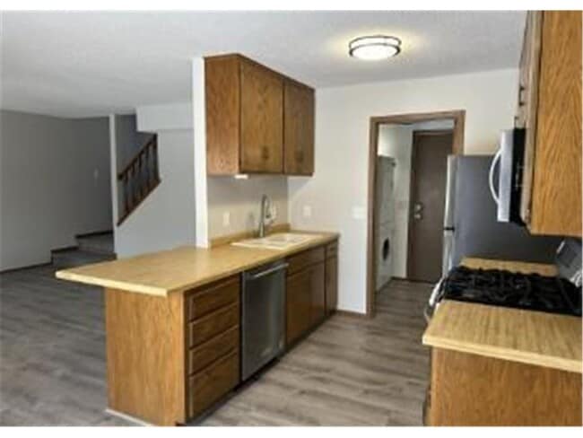 Photo - 17553 Ionia Path