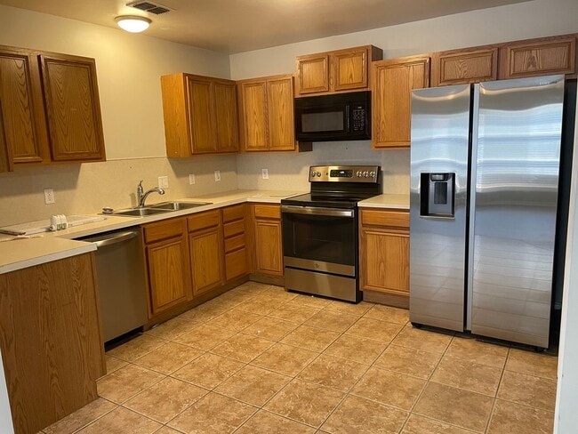 Photo - 706 N Englewood Ave