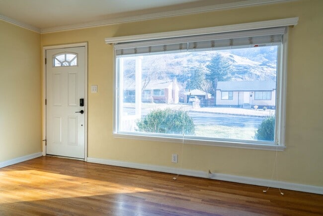 Photo - 3 Bed 1.5 Bath Updated Home with Private Fenced Backyard and Mountain Views