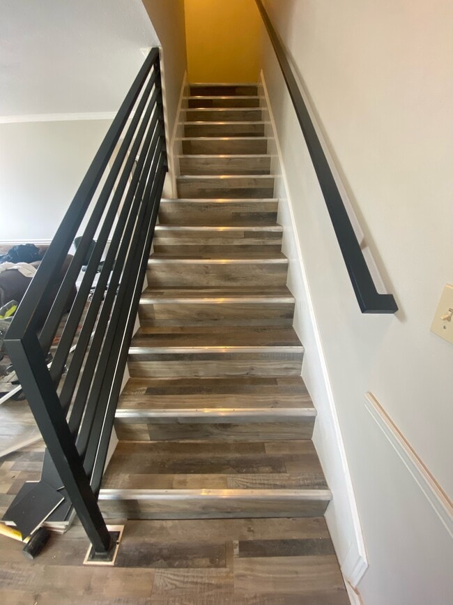 Photo - 240 E 2230 N