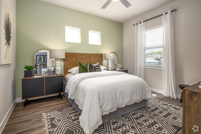 2BR, 2BA - 960SF | B2