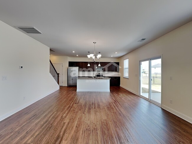 Photo - 145 Twin River Dr
