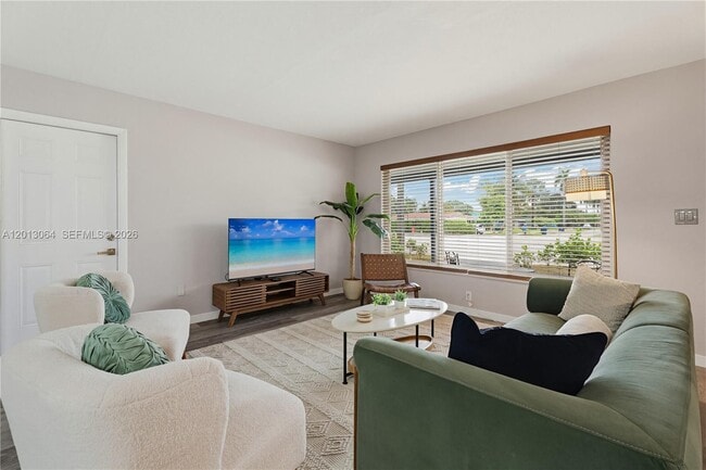 Photo - 2825 NW 9th Ave