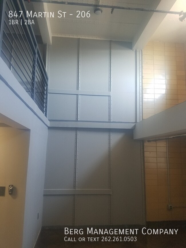 Photo - 847 Martin St Unit 206