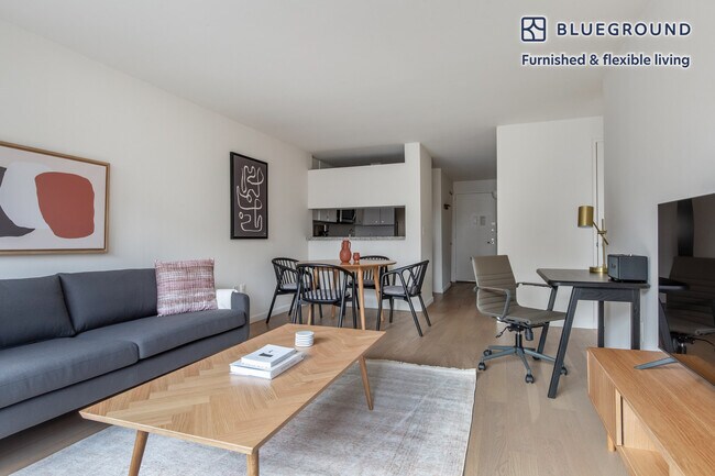 Photo - 255 W 94th St Unidad SI FL9-ID1441