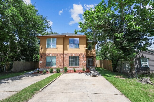 Building Photo - 10302 Buffum St Rental