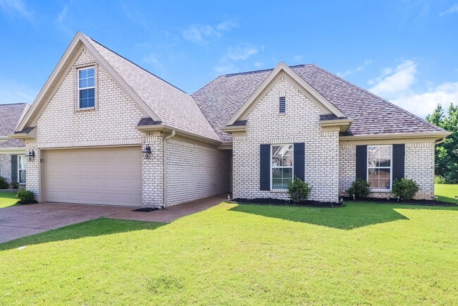 Photo - 3811 Dawnwood Cir W