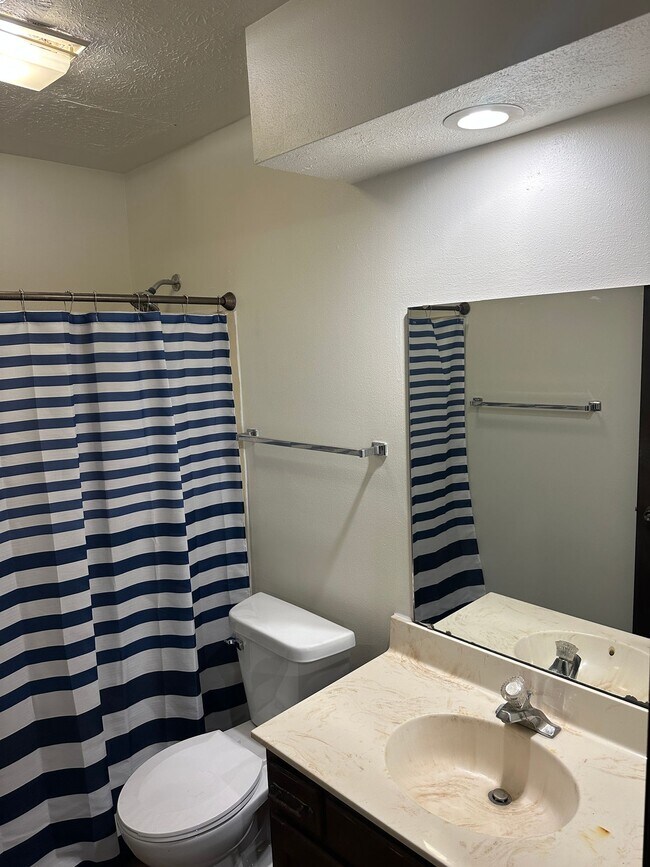 Photo - Immaculate Updated 1 & 2 Bedroom with 1 Bath