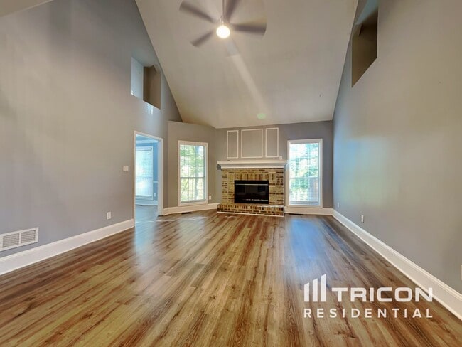 Photo - 1770 River Bluff Rd