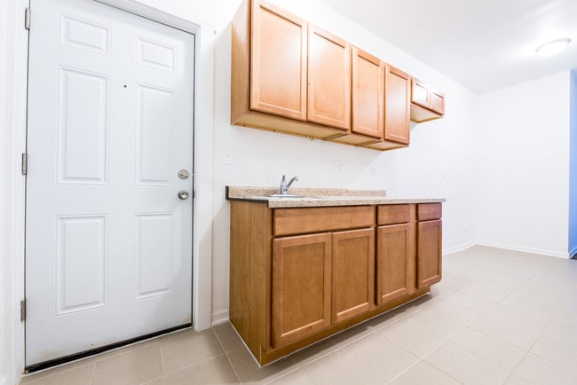 Photo - 10901 S Vernon