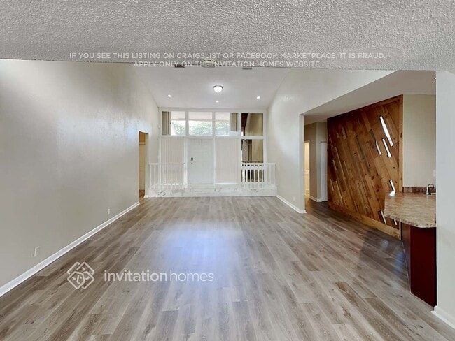Photo - 8041 Buttonwood Cir