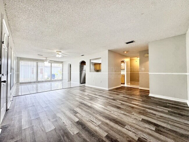 Photo - 929 Louisiana Ave