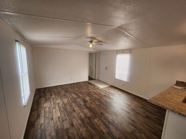 Photo - 3 bedroom mobile home in Sussex