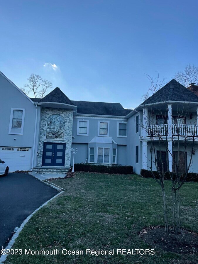 Photo - 750 Van Ct Ave House