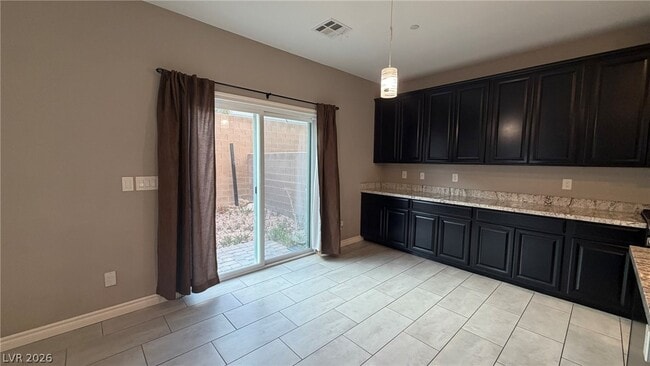 Photo - 6943 Denio Island St