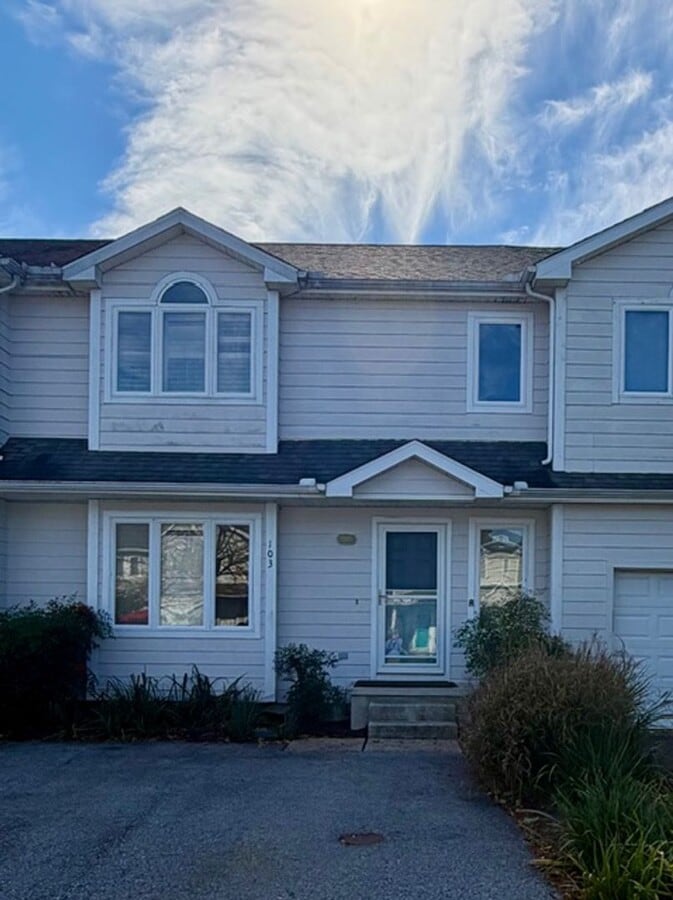 Townhouse in Plantations East - Townhouse in Plantations East