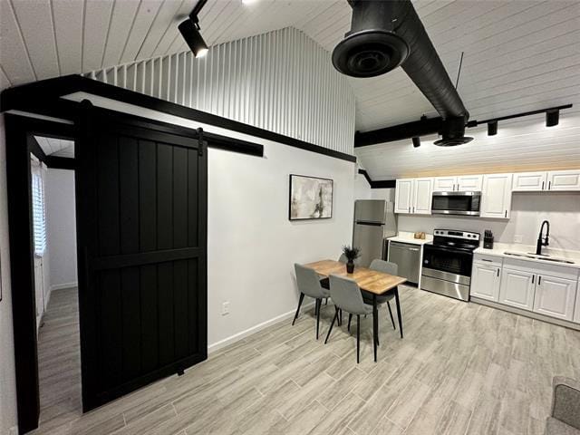 Building Photo - 3345 8th Ave Unit #sideapartment