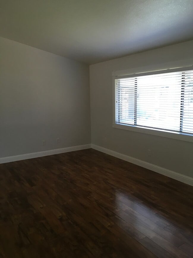 Photo - Oak Haven Neighborhood 3 bedroom  in Cul-De-Sac