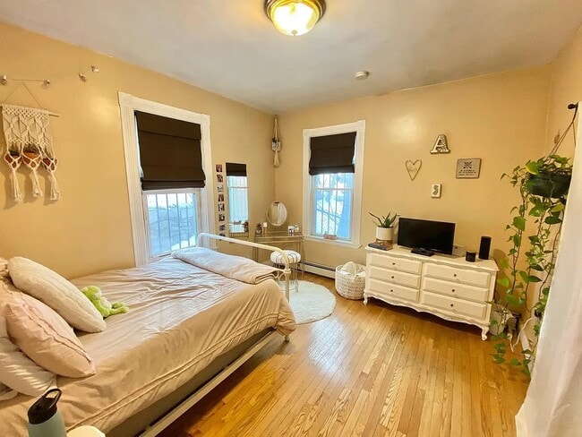 Photo - 8 Eldora St Unit 1