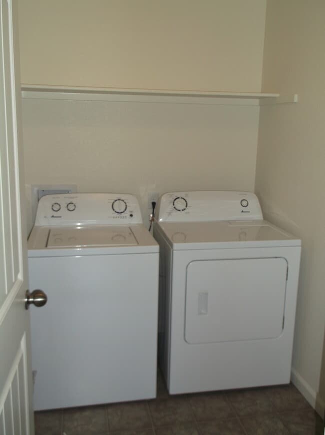 205 Hunters Way Unit D