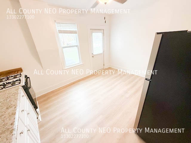 Photo - 271 Grant St Unit A