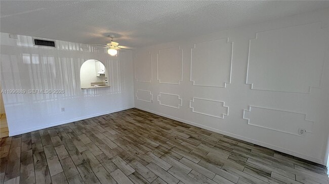 Photo - 711 N Pine Island Rd Unit 211