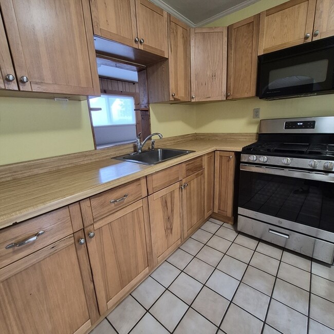 Photo - 28 Sargent St