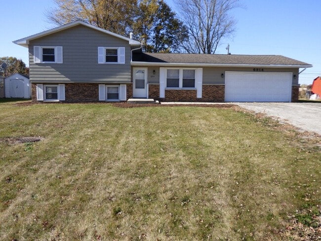 Building Photo - 6914 Autumn View Dr