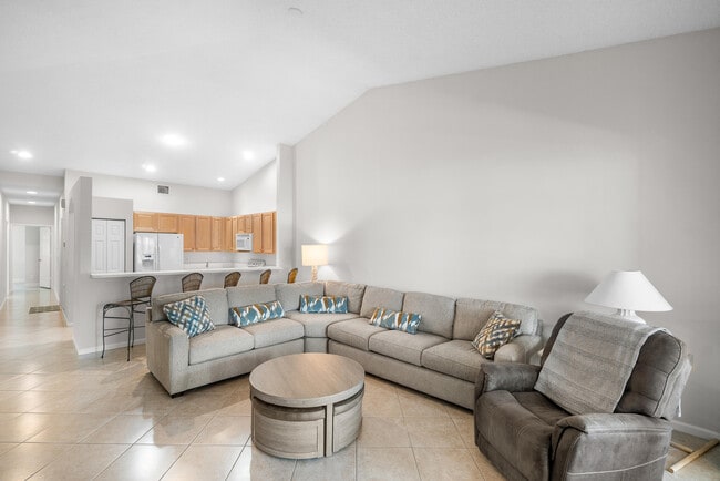 2473 S Coral Trace Cir