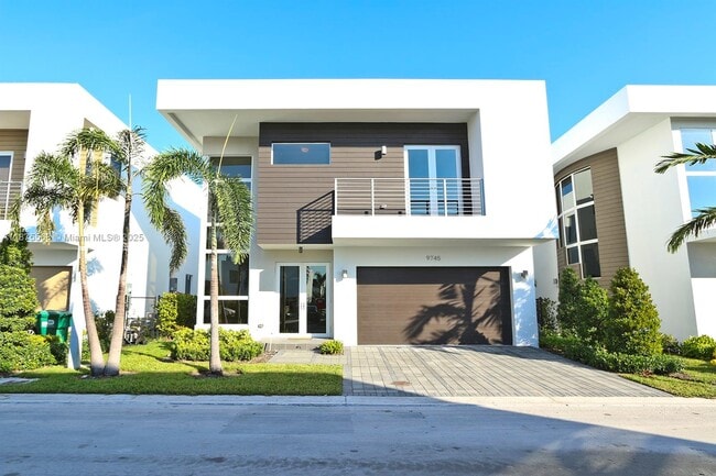 Building Photo - 9745 NW 75th Terrace Rental