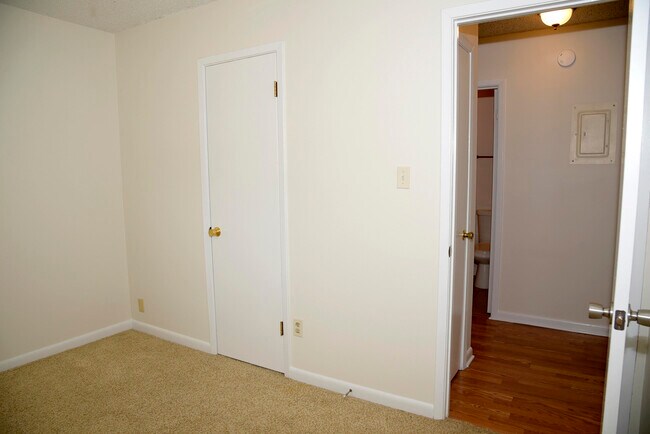 Photo - 436 Larkspur Ct