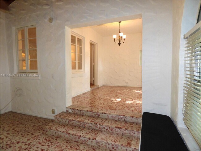 Photo - 409 Marmore Ave