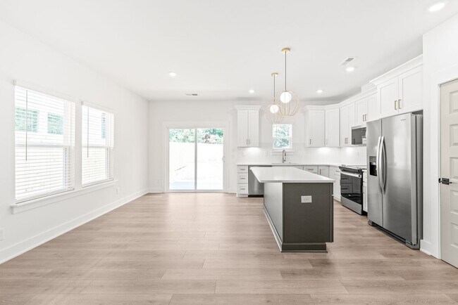 Photo - Move-in Ready Townhome in Westerly Hills