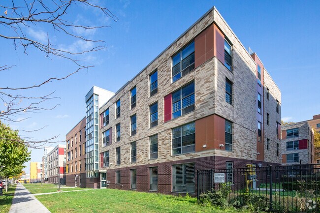 Photo - 910 Hendrix St