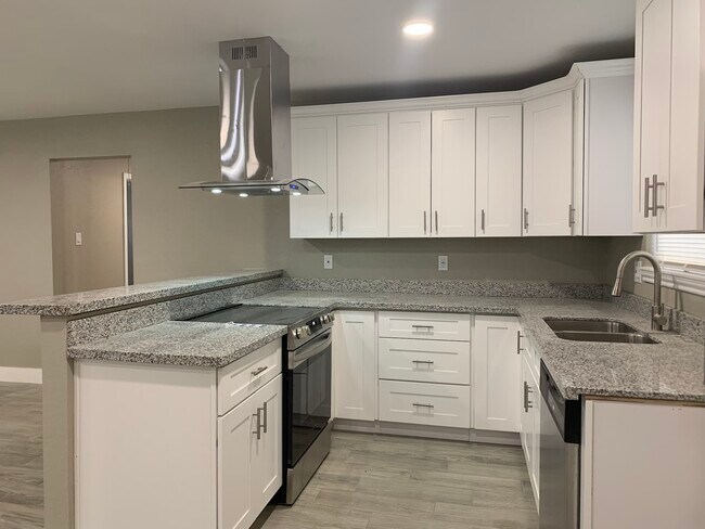 Photo - 231 Acker St