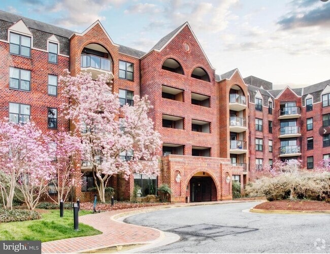 Building Photo - 2100 Langston Blvd. Unit G-12 Rental