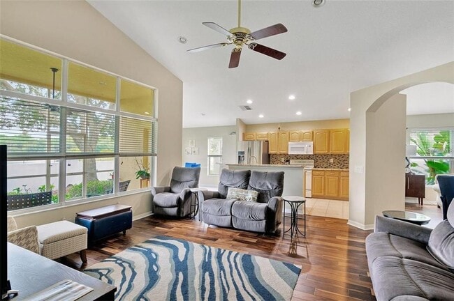 Photo - 18821 Maisons Dr