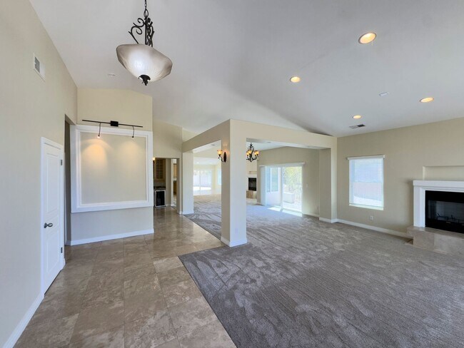 Photo - Beautiful Lake San Marcos 4 Bedroom 3.5 Ba...