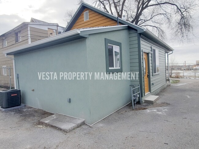 Photo - 2028 Ogden Ave