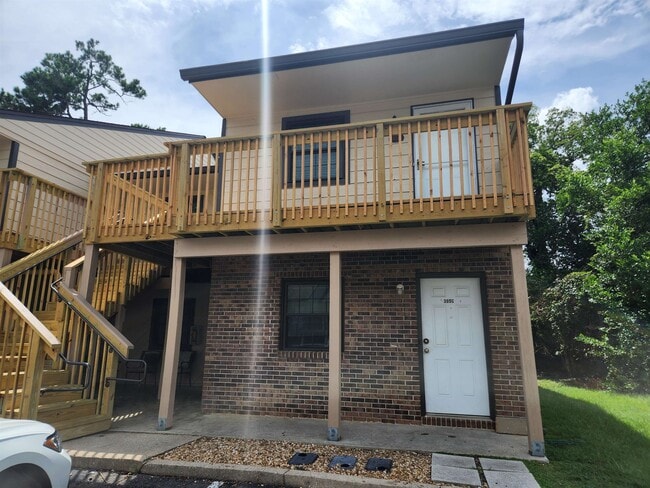 Building Photo - 305 Hayden Rd Rental