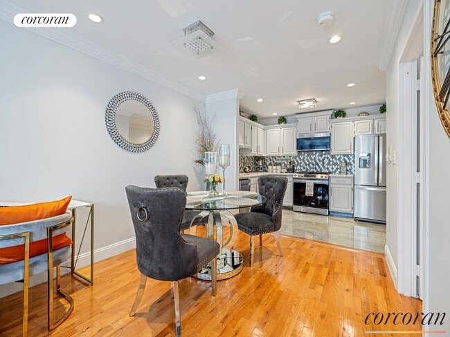 Photo - 328A Hart St