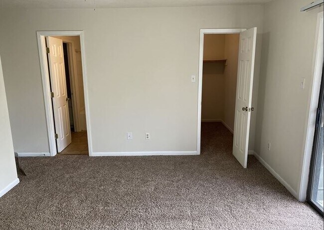 Photo - 2409 Pedernales Dr Unit #D