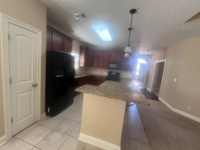 Photo - Great Location in Prattville