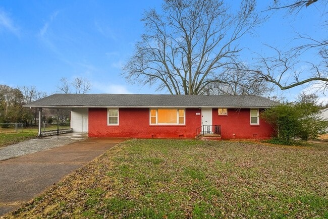 Building Photo - 223 Rebecca Ln Rental