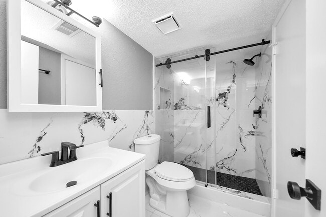 Photo - 6281 Ludington Dr Unit 817