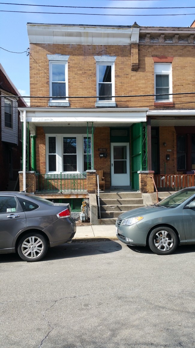 Building Photo - 3225 Joe Hammer Square Unit 2