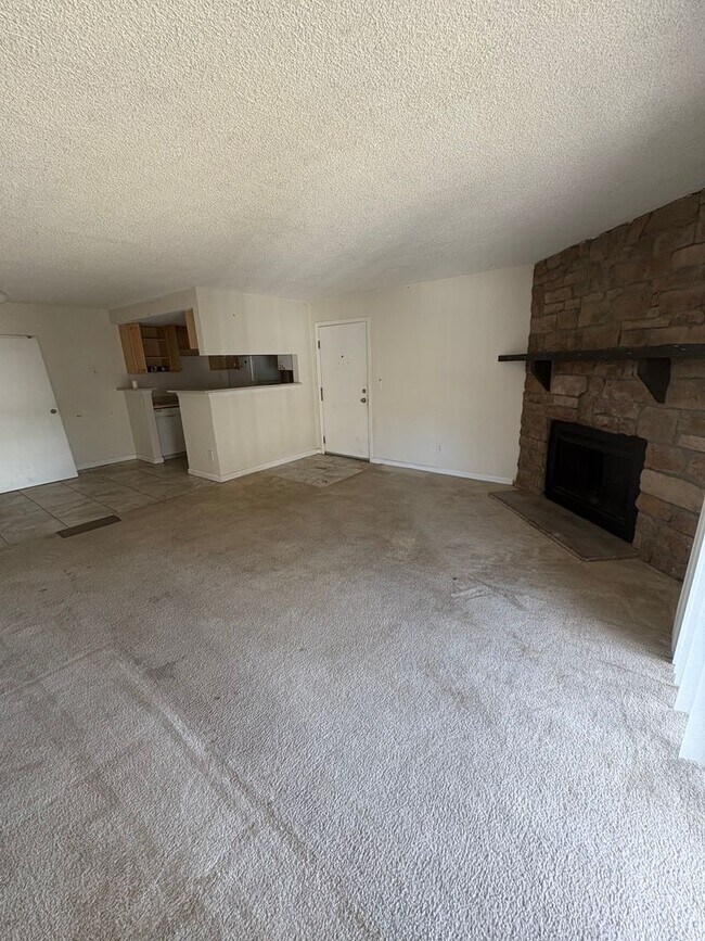Photo - Spectacular Top Floor Condo in Aurora! Unit 202
