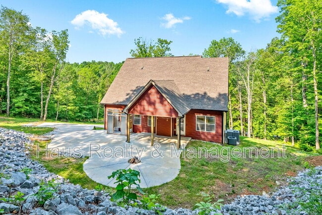 Photo - 6466 Hwy 48 N