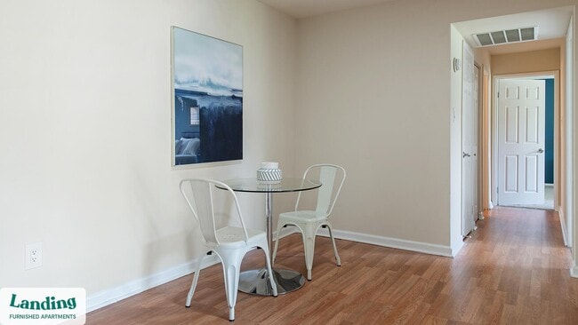 Photo - 6220 Springhill Dr Unidad 9324-204